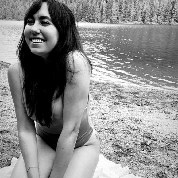 Meet your Posher, Lulu - Picture 2 of 2